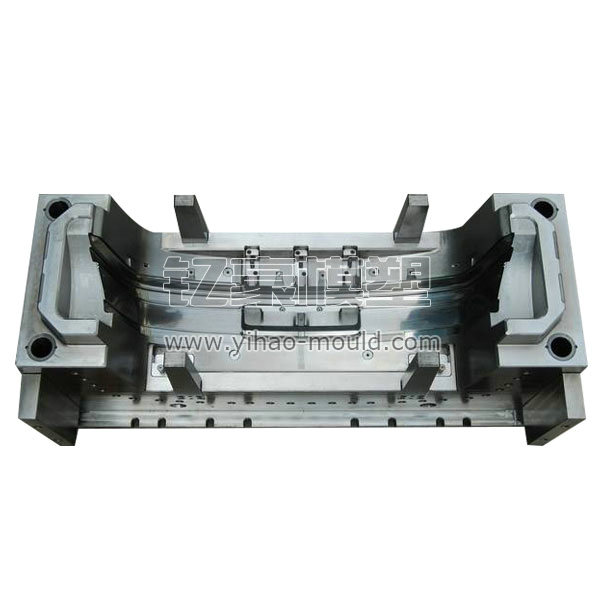 Auto Bumper Mould