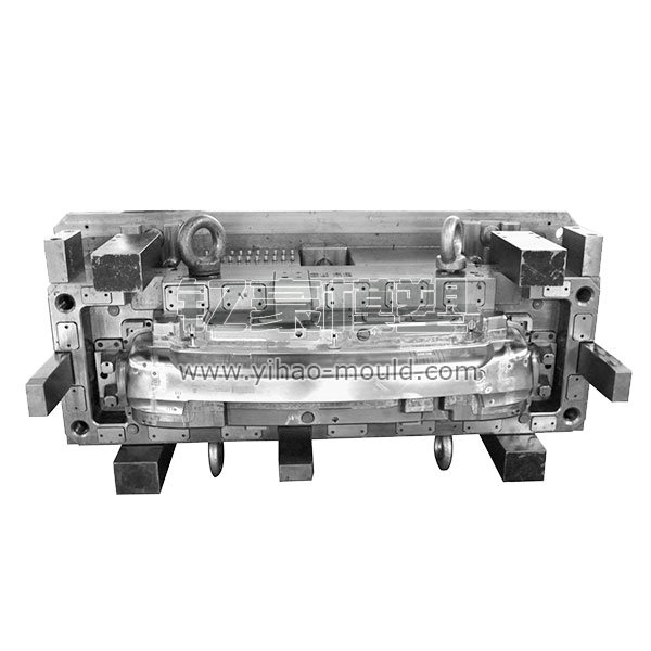 Auto Bumper Mould