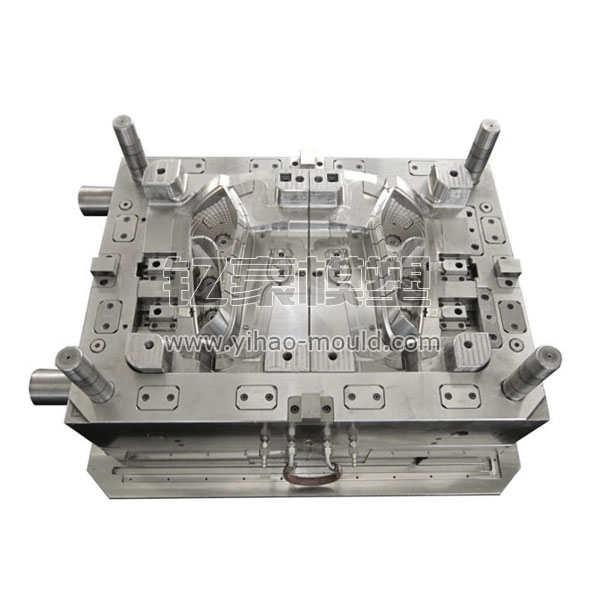 Auto Lamp Mould